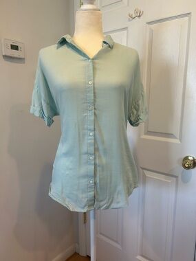 Levi's Mint Green Short Sleeve Button-Down Shirt